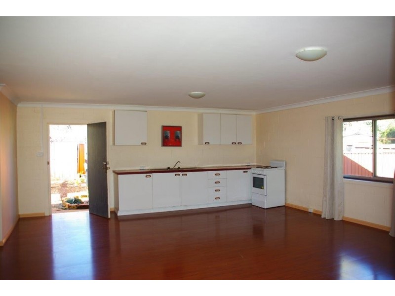 83 Caves Road, Wellington NSW 2820