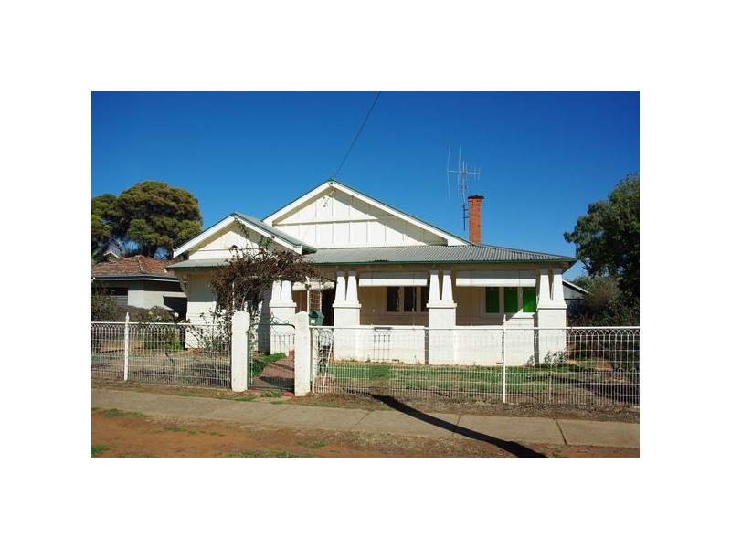 101 Simpson Street, Wellington NSW 2820