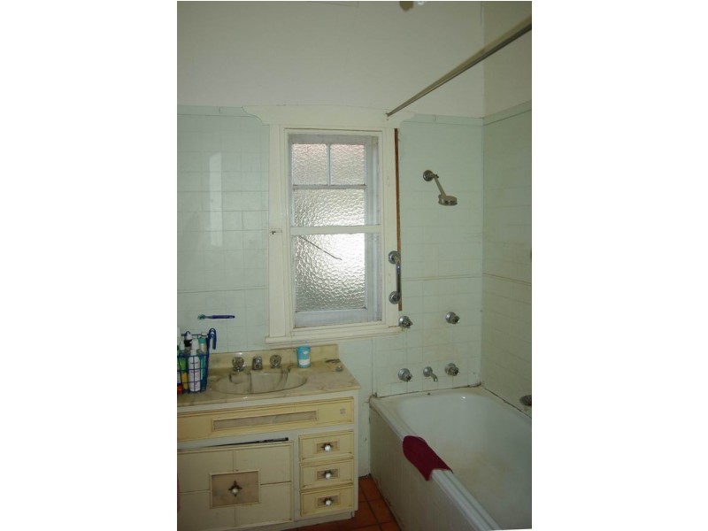 101 Simpson Street, Wellington NSW 2820