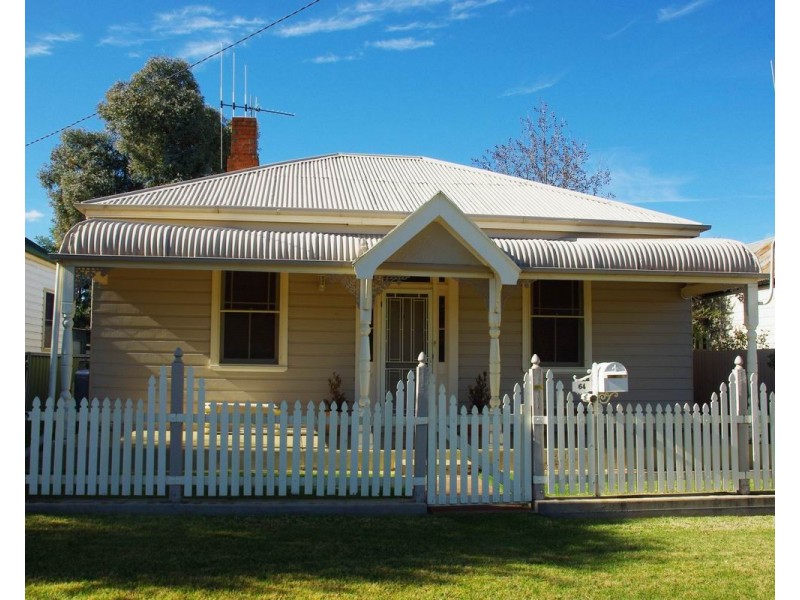 64 Simpson Street, Wellington NSW 2820