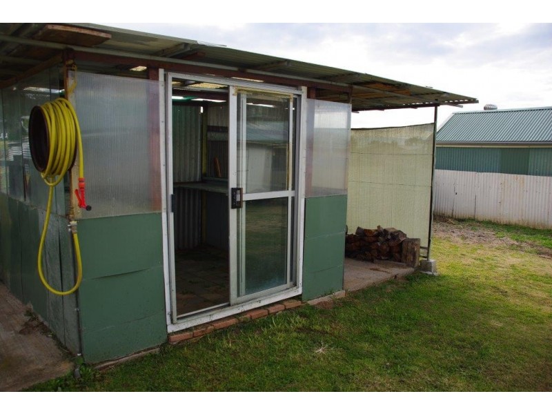 4 Naroogal Street, Mumbil NSW 2820