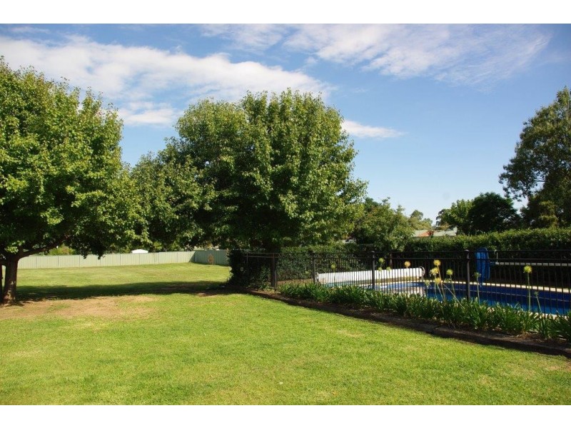 3 Herbert Street, Wellington NSW 2820