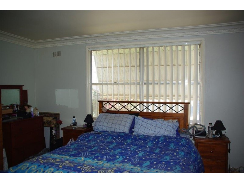 4 Clive Street, Wellington NSW 2820