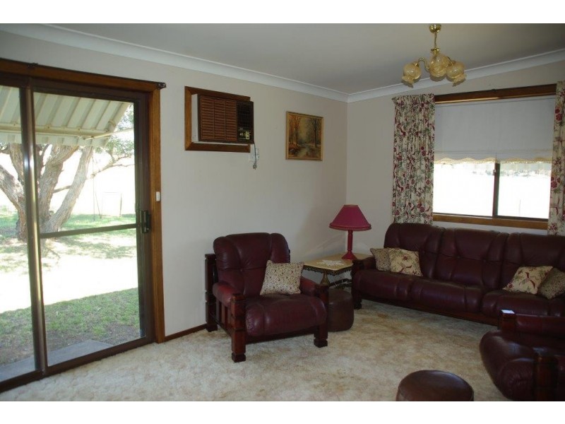 1 Sports Parade, Mumbil NSW 2820