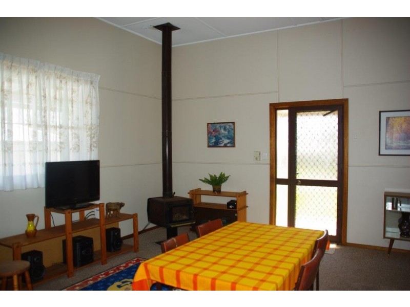 1 Sports Parade, Mumbil NSW 2820