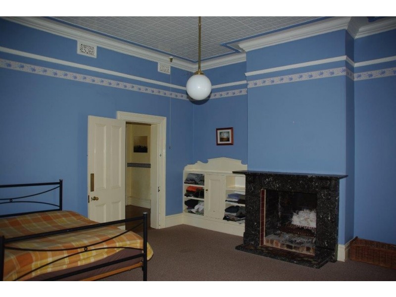 67 Simpson Street, Wellington NSW 2820