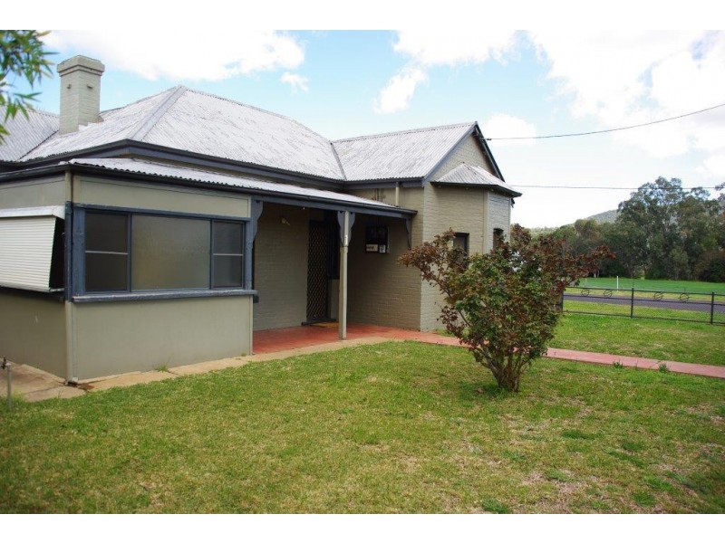 1 Whiteley Street, Wellington NSW 2820