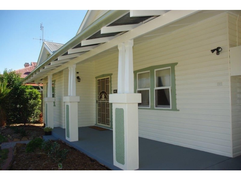 122 Warne Street, Wellington NSW 2820