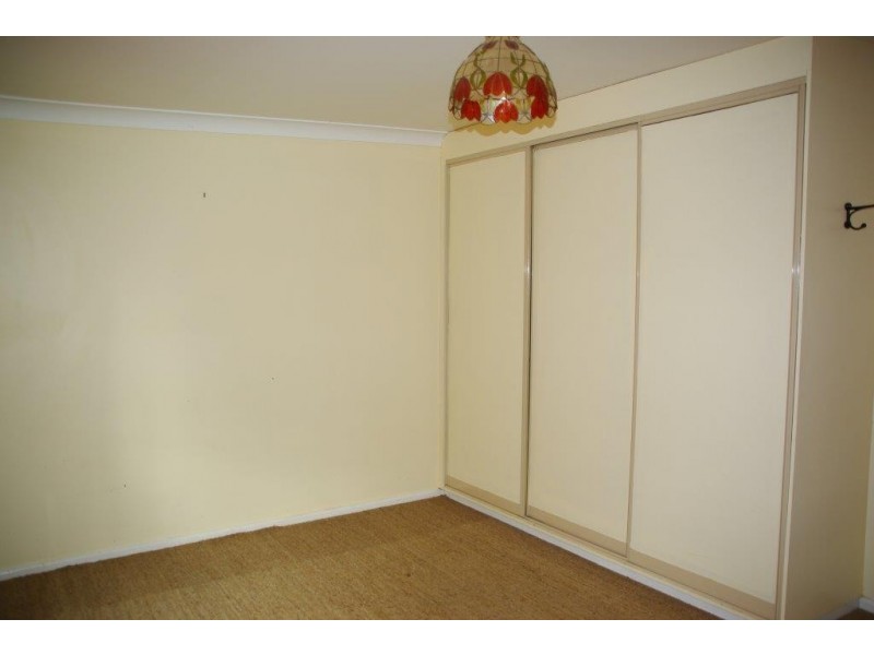 10 Whiteley Street, Wellington NSW 2820