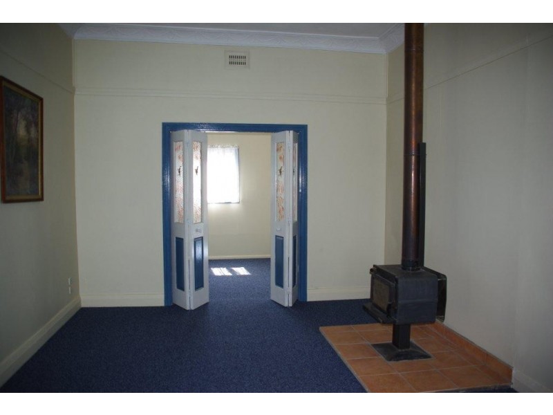 45 Simpson Street, Wellington NSW 2820