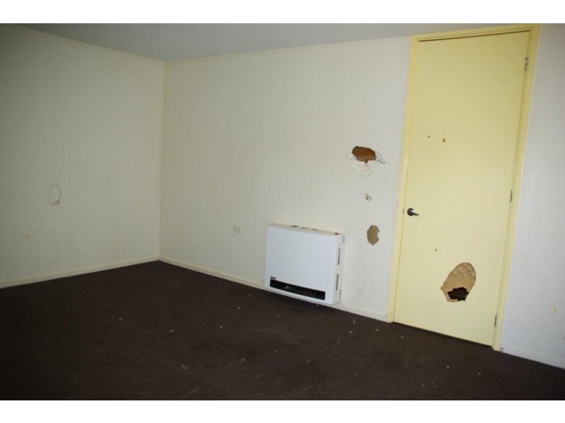 11 Walker Crescent, Wellington NSW 2820