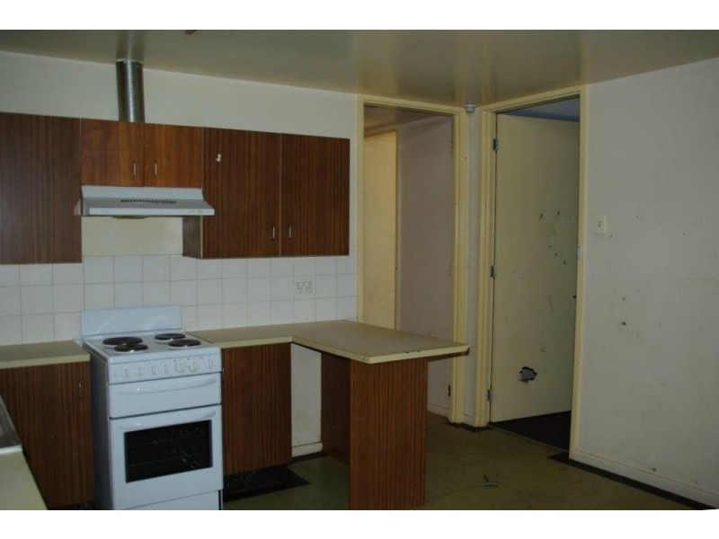 11 Walker Crescent, Wellington NSW 2820