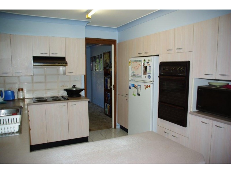 34 Montefiores Street, Wellington NSW 2820