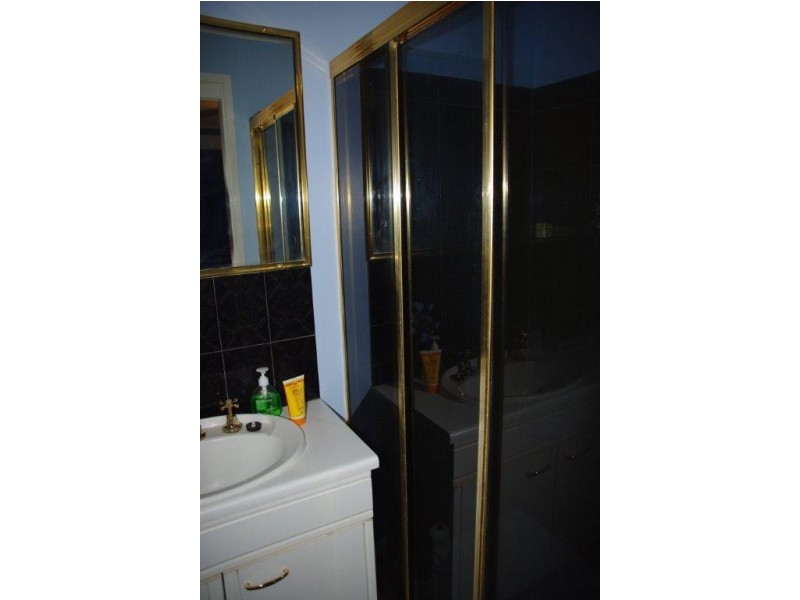 34 Montefiores Street, Wellington NSW 2820