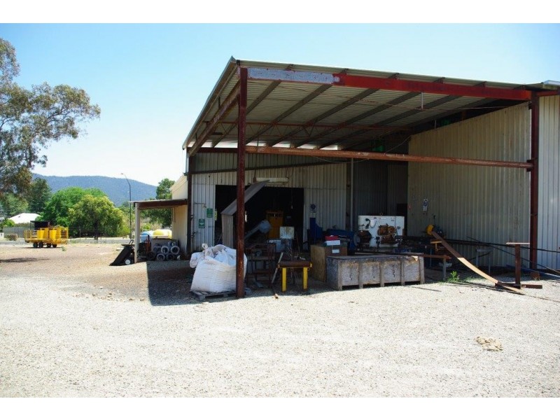 8 Mitchell Highway, Wellington NSW 2820