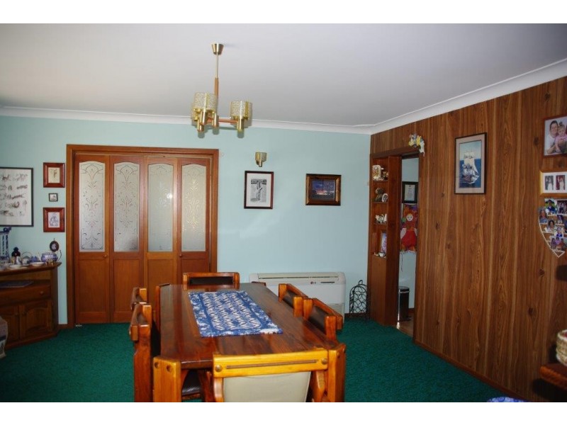 3 Riverview Avenue, Wellington NSW 2820