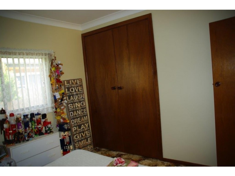 61 simpson Street, Wellington NSW 2820