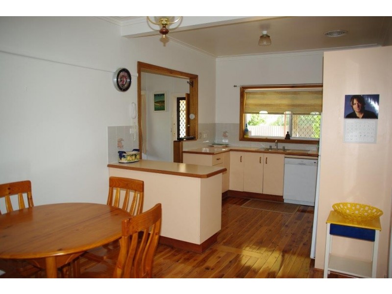 28 Clive Street, Wellington NSW 2820