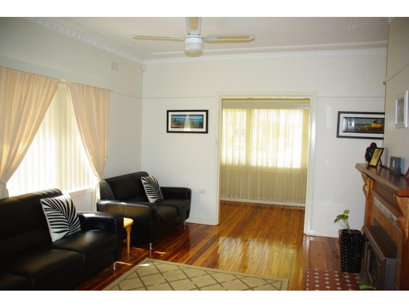 28 Clive Street, Wellington NSW 2820