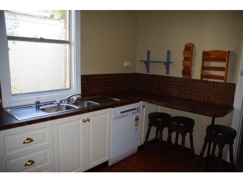 14 Gisborne Street, Wellington NSW 2820