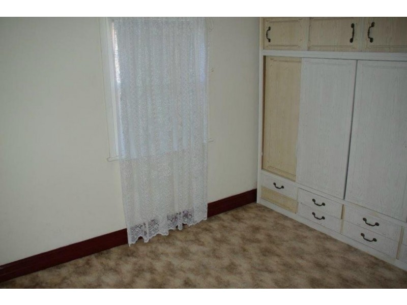 14 Gisborne Street, Wellington NSW 2820