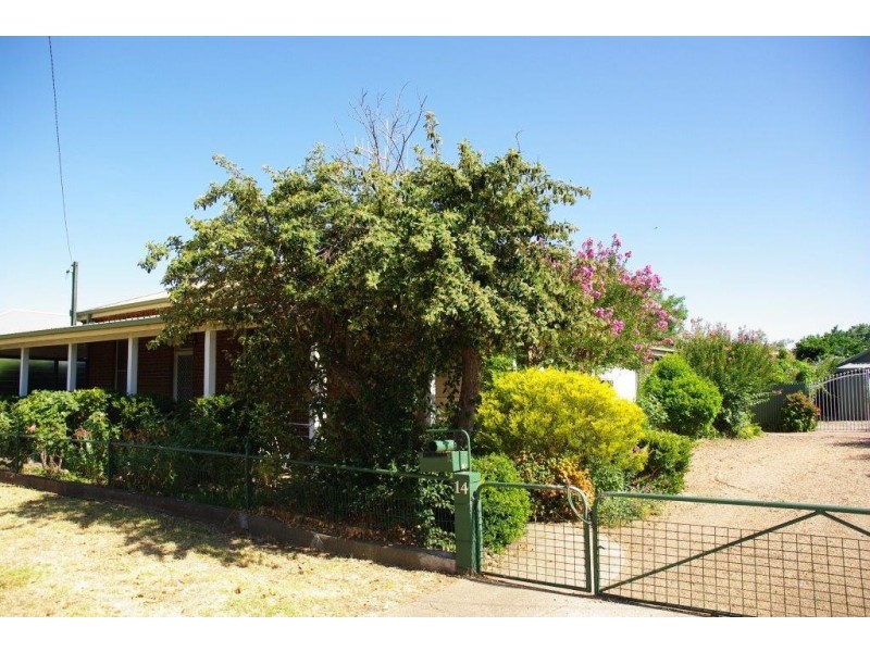 14 Gisborne Street, Wellington NSW 2820