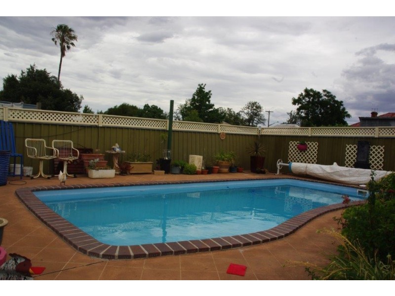 28 Short Street, Wellington NSW 2820