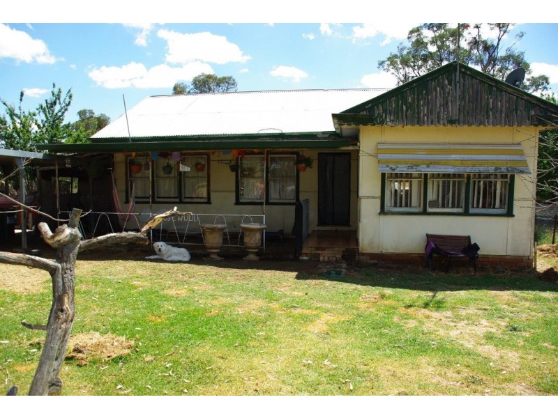 6586 Mitchell Highway, Molong NSW 2866