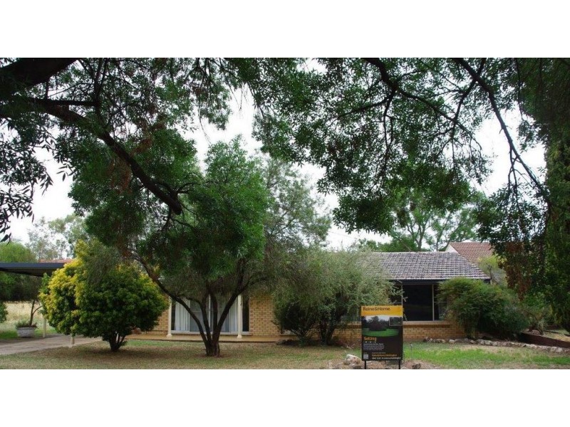 90 Gobolion Street, Wellington NSW 2820