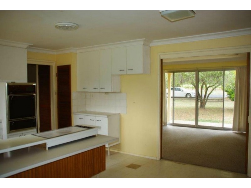 90 Gobolion Street, Wellington NSW 2820