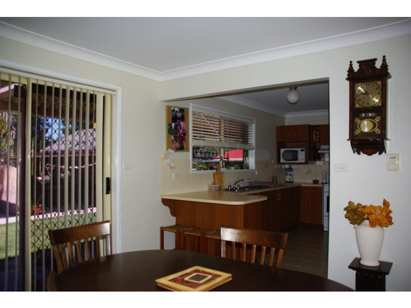 1 nicholii Street, Wellington NSW 2820