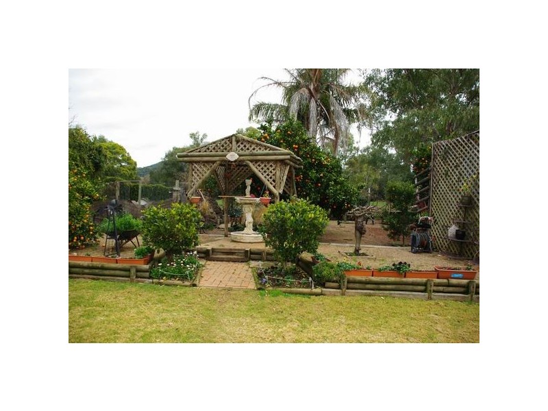 9 Ford Street, Wellington NSW 2820