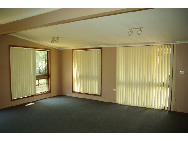 26 Arthur Street, Wellington NSW 2820