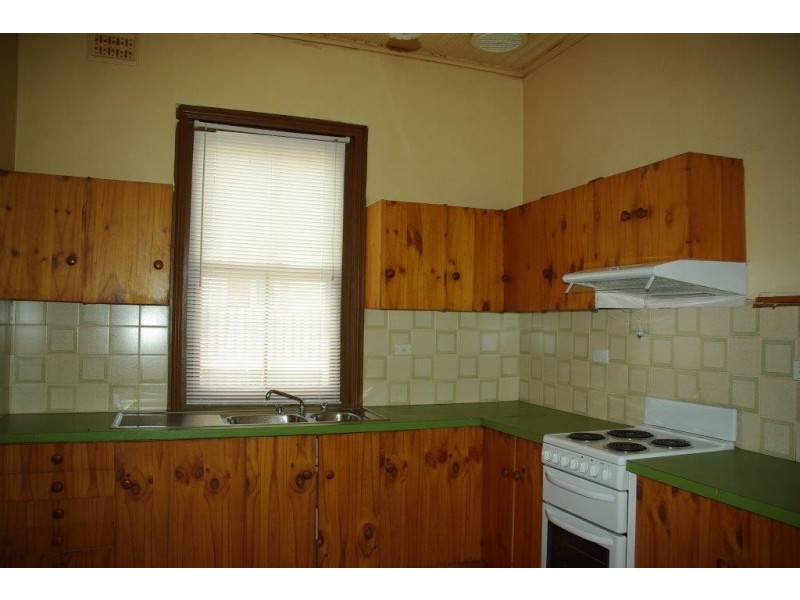 26 Arthur Street, Wellington NSW 2820