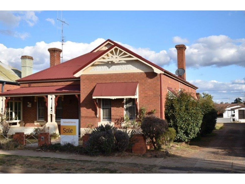 49 Warne Street, Wellington NSW 2820