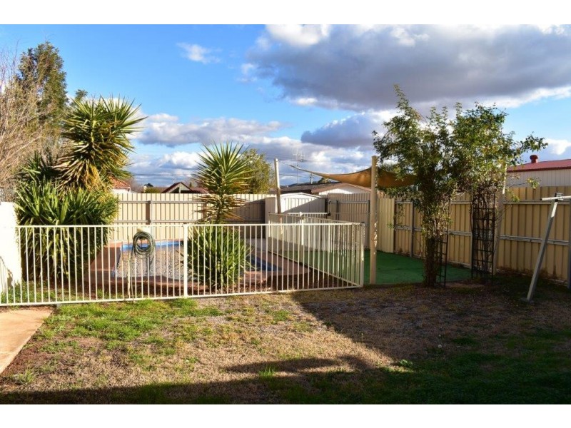 49 Warne Street, Wellington NSW 2820