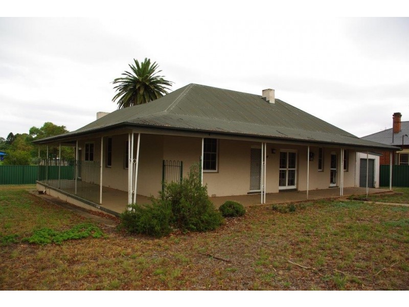 49 Gisborne Street, Wellington NSW 2820