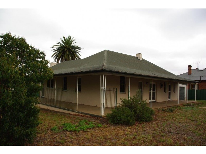 49 Gisborne Street, Wellington NSW 2820