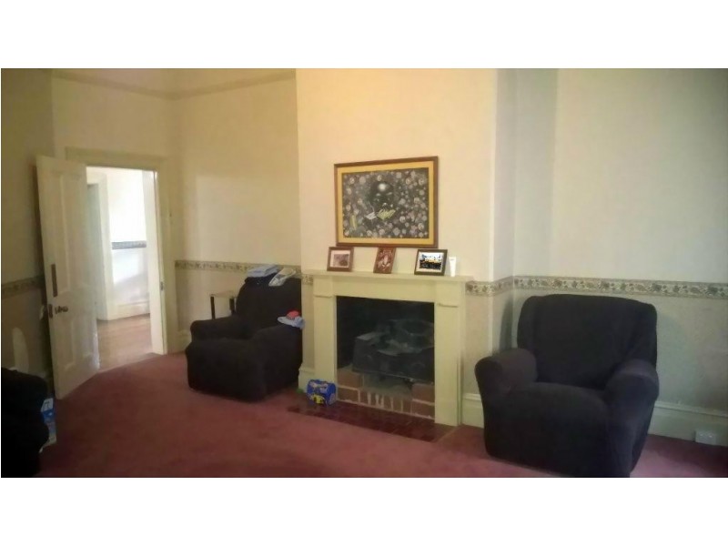 67 Simpson Street, Wellington NSW 2820
