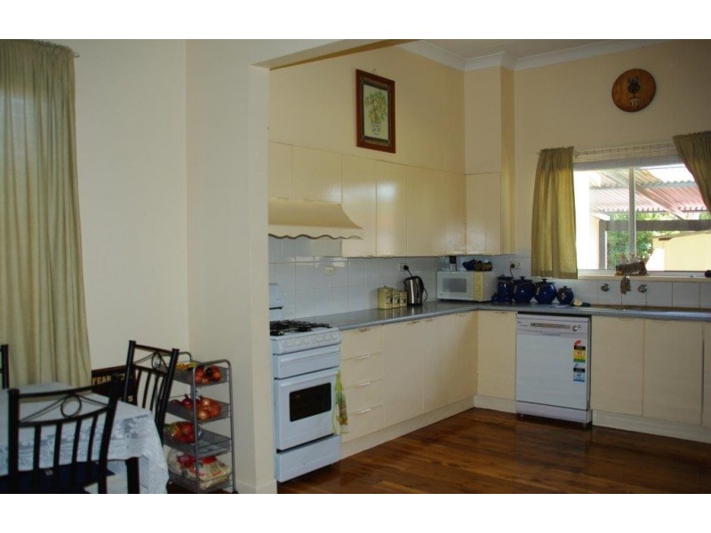 66 Gisborne Street, Wellington NSW 2820
