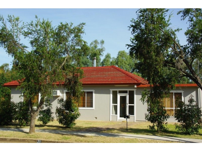 21 Montefiores Street, Wellington NSW 2820