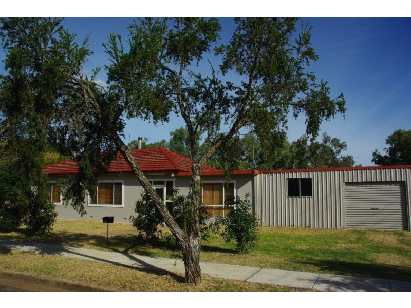 21 Montefiores Street, Wellington NSW 2820