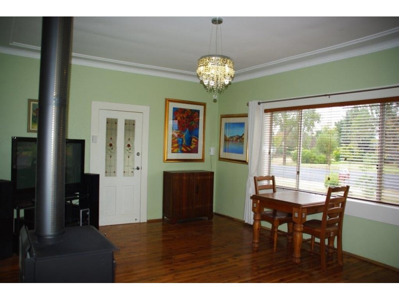 21 Montefiores Street, Wellington NSW 2820