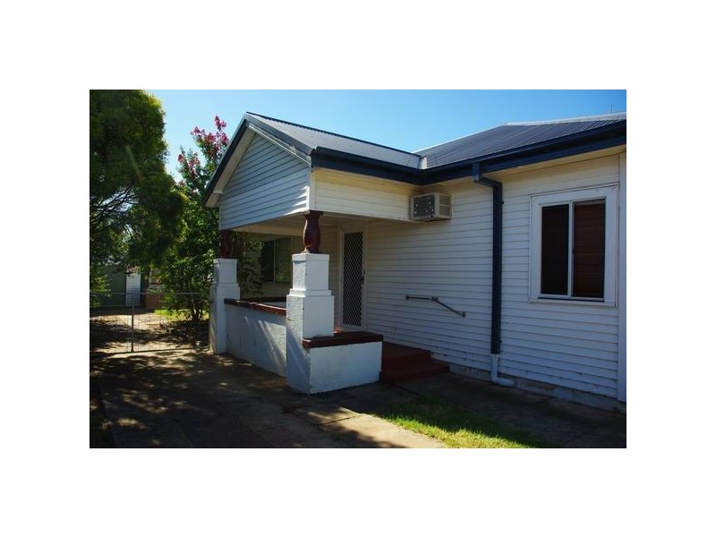145 Percy Street, Wellington NSW 2820