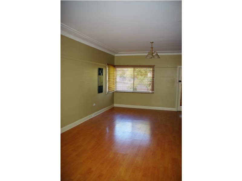 145 Percy Street, Wellington NSW 2820