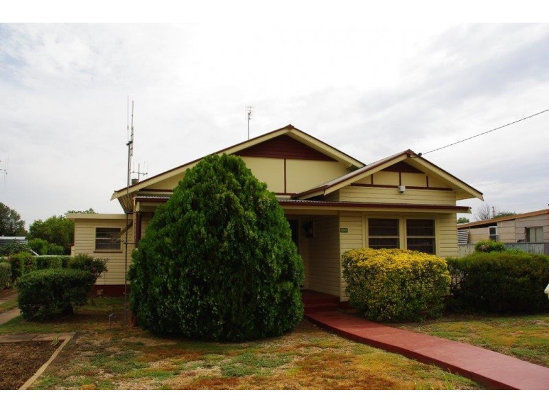48 Whiteley Street, Wellington NSW 2820