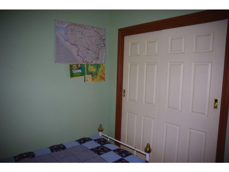 10 Railway Parade, Yeoval NSW 2868