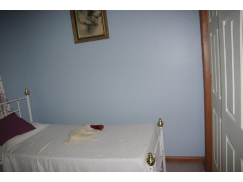 10 Railway Parade, Yeoval NSW 2868