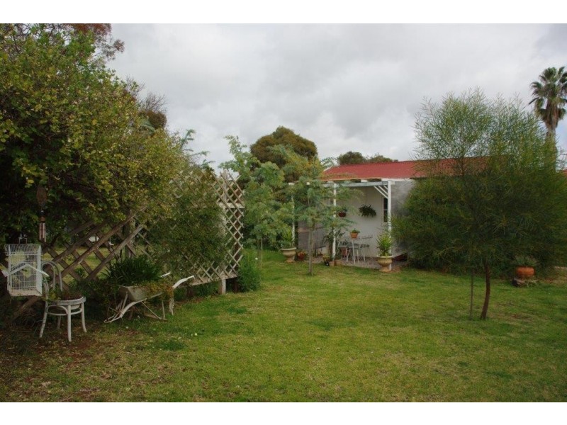 103 Gisborne Street, Wellington NSW 2820