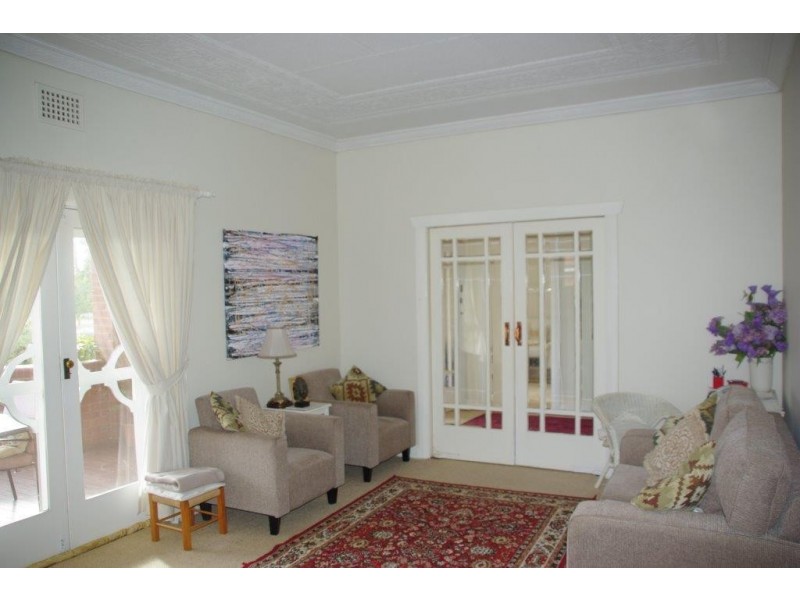 103 Gisborne Street, Wellington NSW 2820